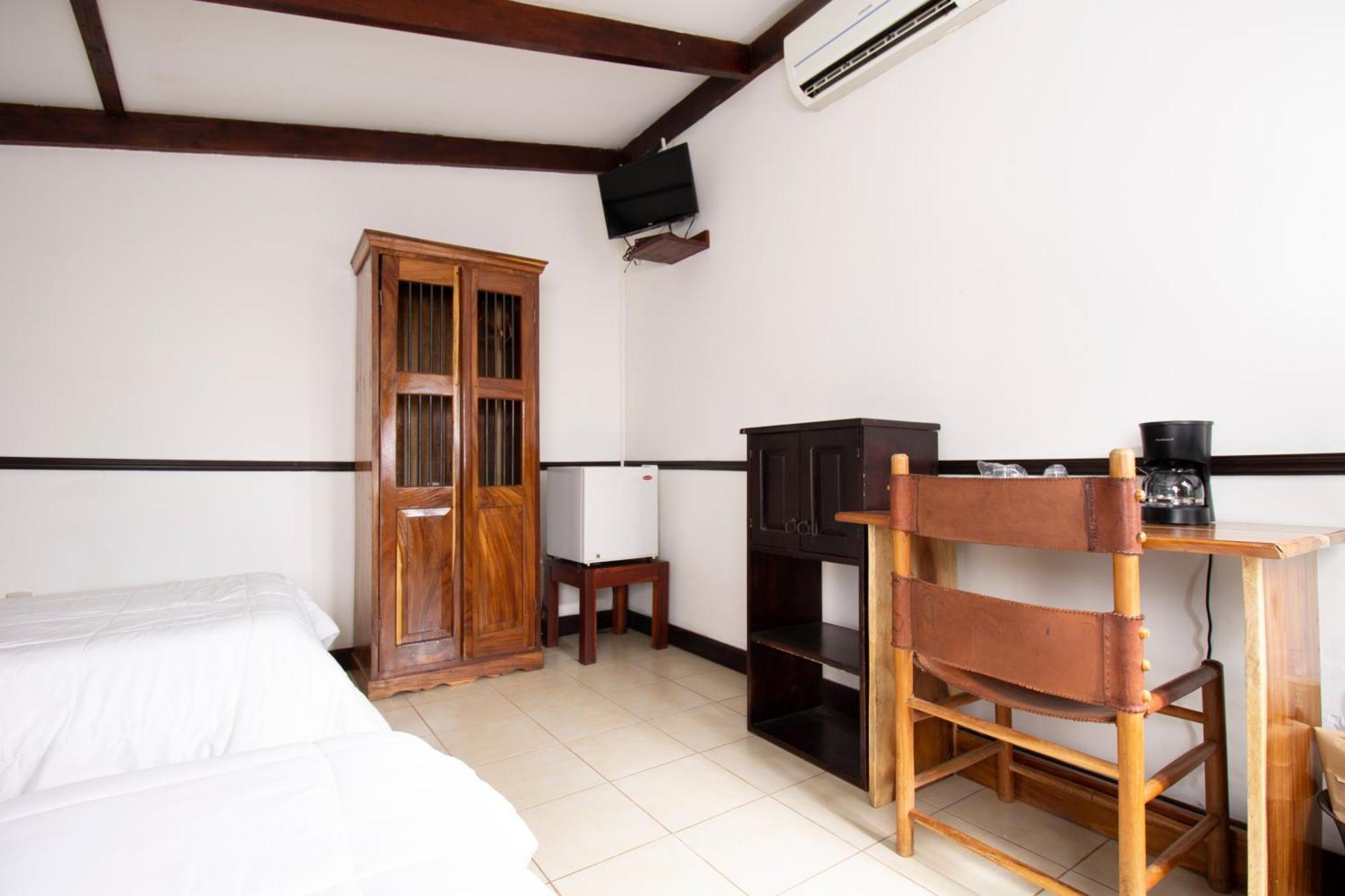 Hotel Hacienda La Pacifica Cañas Camera foto